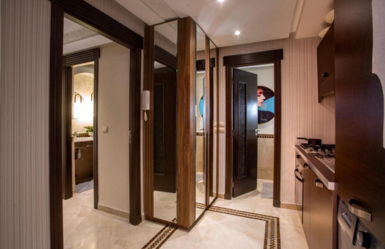 Logement De Luxe Avec Piscine, Hivernage Marraquexe Exterior foto
